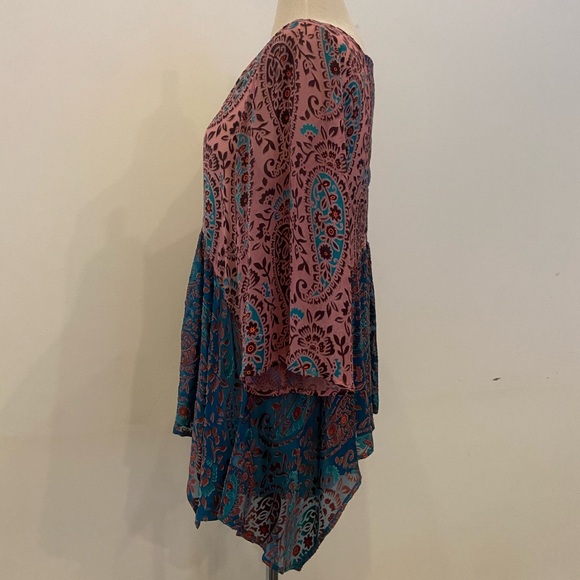 Flowy Silk & Velvet Anthro Top - Picture 6 of 7